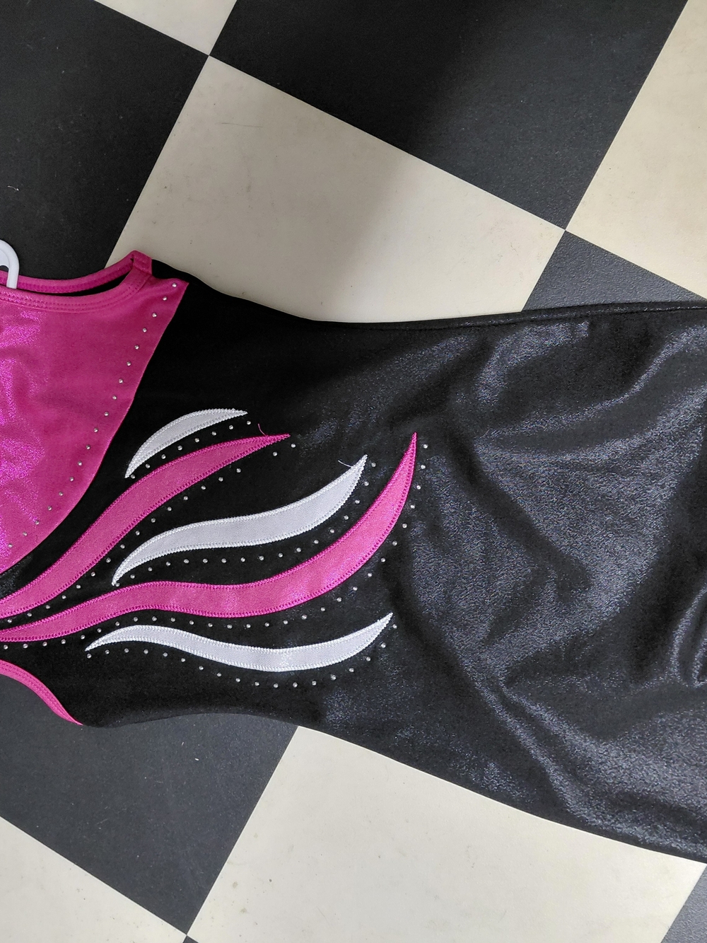 Girls Kids Black and Magenta Performance Leotard